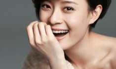 娱乐圈爆料大十岁的女星,揭秘娱乐圈大十岁女星的爱情传奇